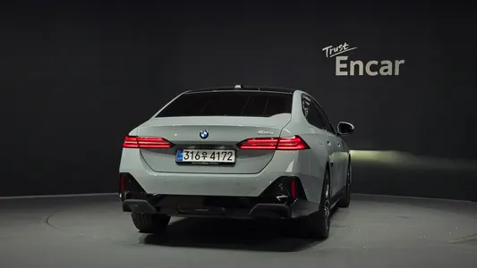 BMW 5 Series (G60) 520i M 2026 4