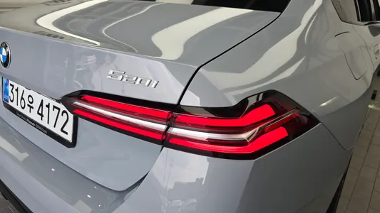 BMW 5 Series (G60) 520i M 2026 23