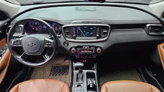 Kia 쏘렌토 2.0 2WD 2020 7