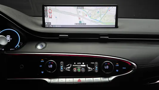 Genesis GV70 2.2 AWD 2022 15