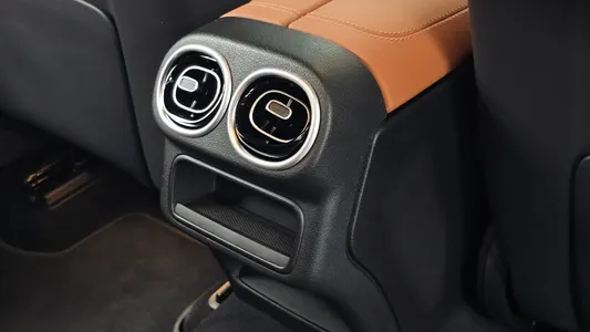 Mercedes-Benz GLC-Class X254 GLC300 4MATIC 2024 34