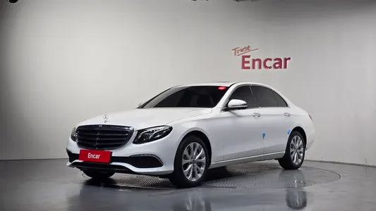 Mercedes-Benz E-Class W213 E300 4MATIC 2018
