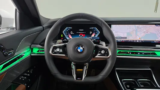 BMW 7 Series (G70) 740i xDrive M 2025 13