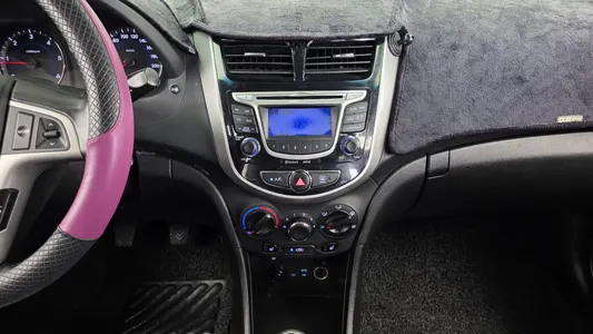 Hyundai () 1.6 VGT 2014 14