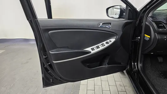 Hyundai () 1.6 VGT 2014 24