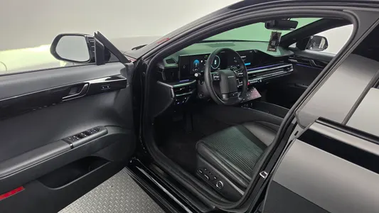 Hyundai (GN7) 2.5 2WD 2022 10