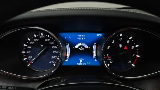 Maserati 콰트로포르테 S Q4 3.0 V6 2019 8