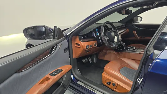 Maserati 콰트로포르테 S Q4 3.0 V6 2019 10