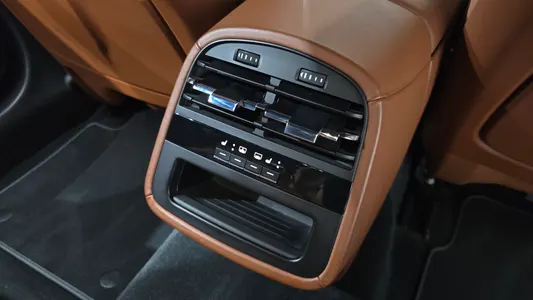 Maserati 콰트로포르테 S Q4 3.0 V6 2019 18