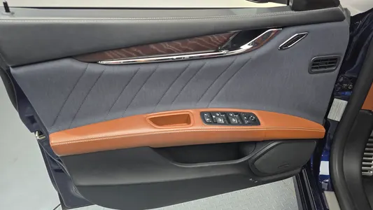 Maserati 콰트로포르테 S Q4 3.0 V6 2019 24
