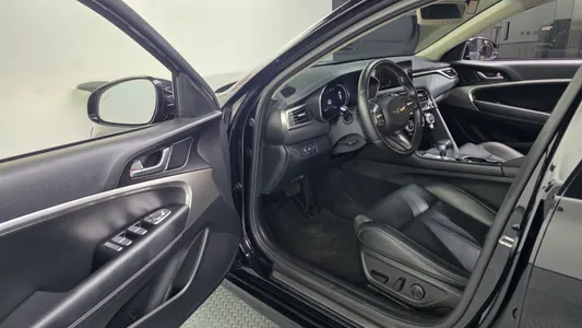 Genesis G70 2.2 2WD 2022 10