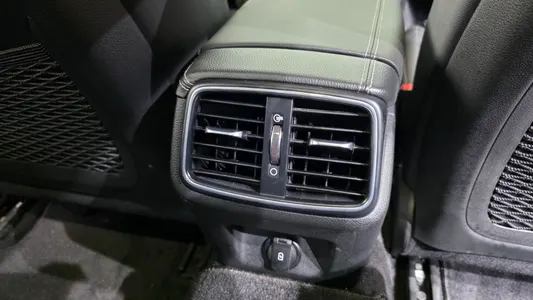 Genesis G70 2.2 2WD 2022 19