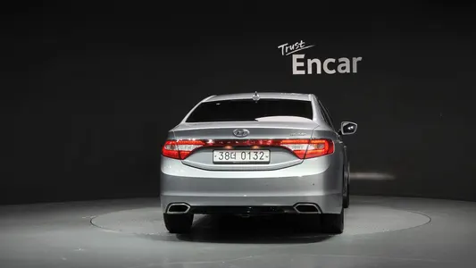 Hyundai Grandeur HG HG240 2015 4