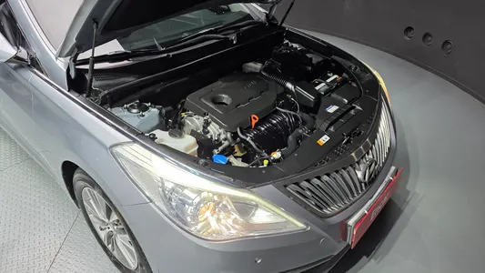 Hyundai Grandeur HG HG240 2015 6