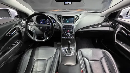 Hyundai Grandeur HG HG240 2015 7