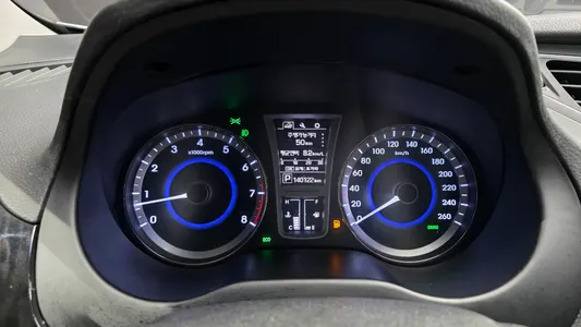 Hyundai Grandeur HG HG240 2015 8