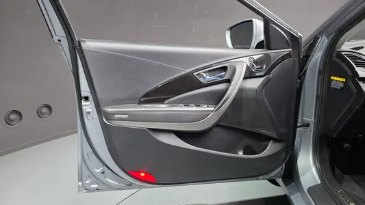 Hyundai Grandeur HG HG240 2015 24