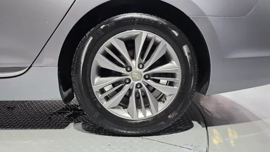 Hyundai Grandeur HG HG240 2015 21