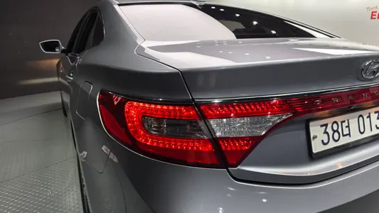 Hyundai Grandeur HG HG240 2015 23