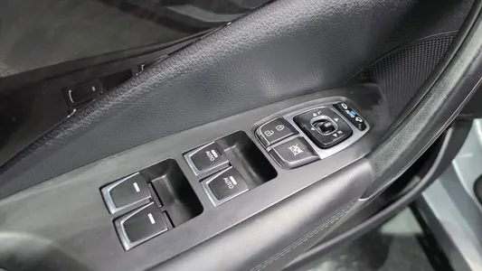 Hyundai Grandeur HG HG240 2015 28