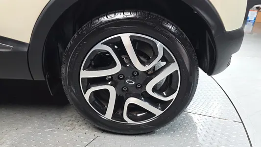 Renault Korea QM3 RE 2017 21