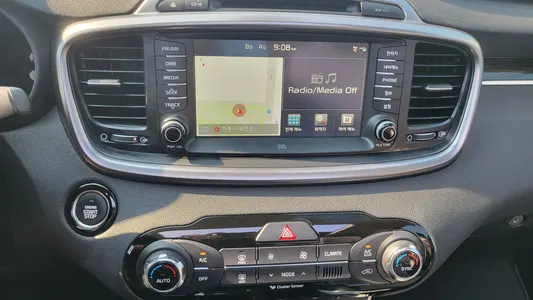 Kia Sorento 2.0 2WD 2015 10