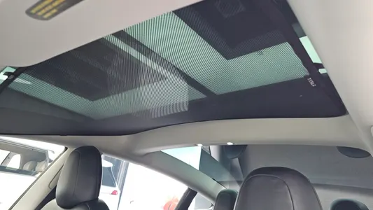 Tesla 3 RWD 2022 18