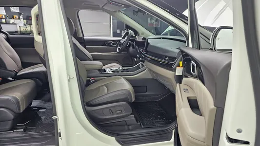 Kia 4 HEV 9 2025 11