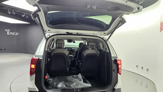 Kia 4 HEV 9 2025 20