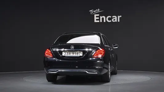 Mercedes-Benz C-Class W205 C220 d 2017 4