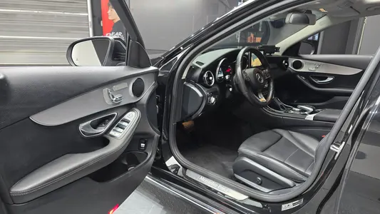 Mercedes-Benz C-Class W205 C220 d 2017 10