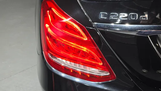 Mercedes-Benz C-Class W205 C220 d 2017 23