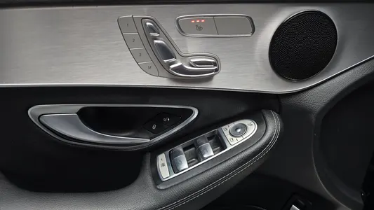 Mercedes-Benz C-Class W205 C220 d 2017 27