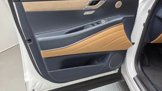 Genesis GV80 2.5T 2WD 2021 24