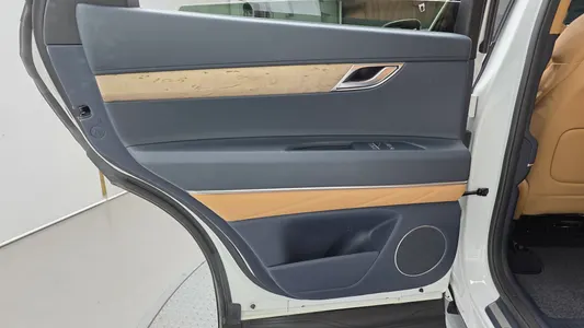 Genesis GV80 2.5T 2WD 2021 25