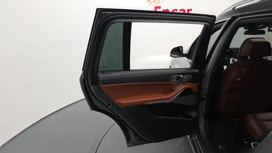 BMW X7 (G07) xDrive 40i M 6 2023 25