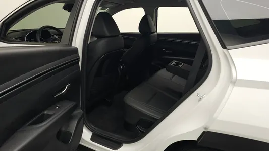 Hyundai (NX4) 2WD 2023 27