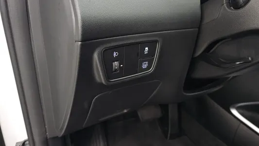 Hyundai (NX4) 2WD 2023 28
