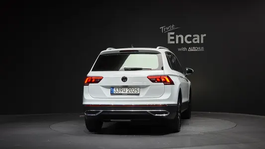 Volkswagen 2 2.0 TDI 2022 4