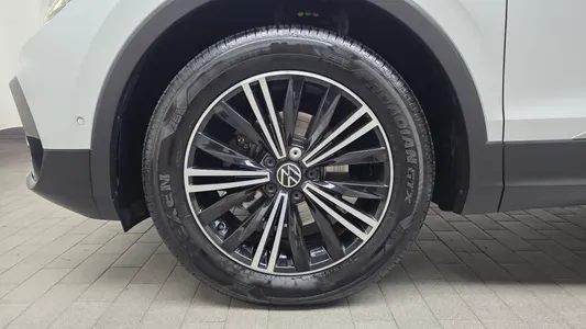 Volkswagen 2 2.0 TDI 2022 5