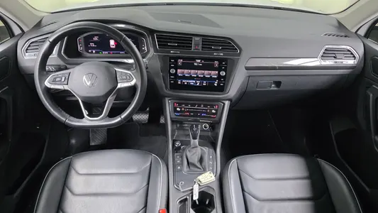 Volkswagen 2 2.0 TDI 2022 7