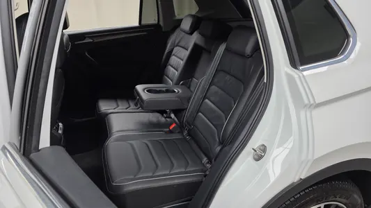Volkswagen 2 2.0 TDI 2022 12