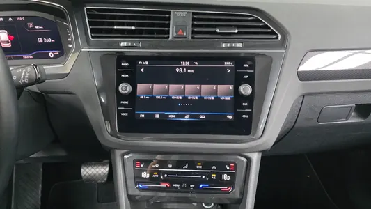 Volkswagen 2 2.0 TDI 2022 13