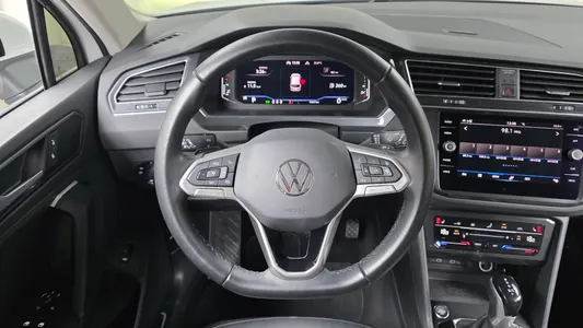 Volkswagen 2 2.0 TDI 2022 14