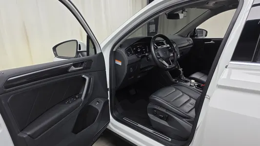 Volkswagen 2 2.0 TDI 2022 10