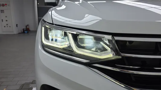 Volkswagen 2 2.0 TDI 2022 22
