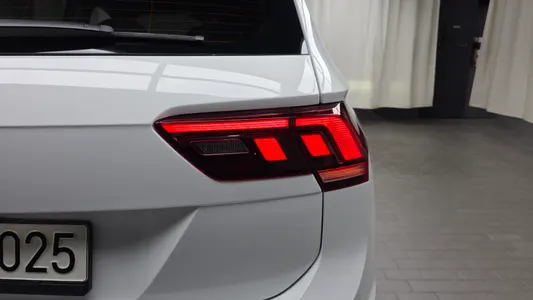 Volkswagen 2 2.0 TDI 2022 23