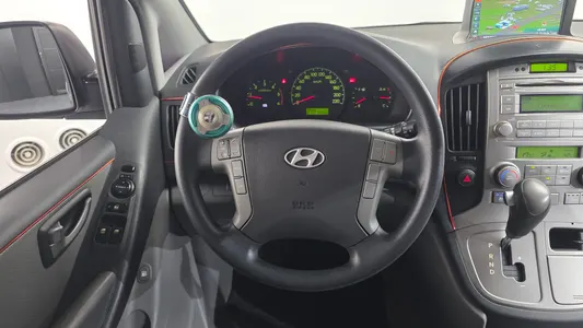 Hyundai Grand Starex 12 2013 13