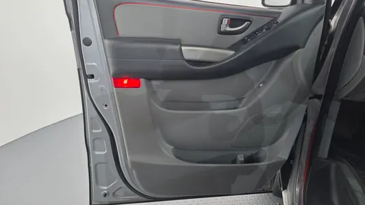 Hyundai Grand Starex 12 2013 24