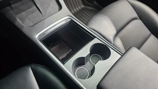 Tesla Y AWD 2022 30